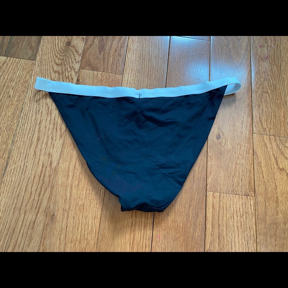 Bathing suit bottoms - Picture 2 of 2